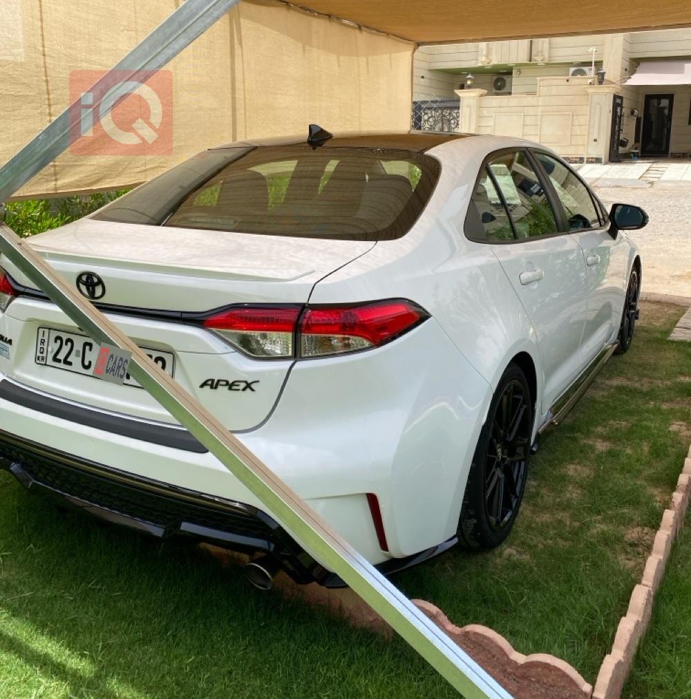 تۆیۆتا کۆرۆلا